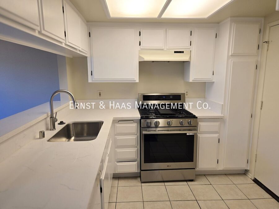 Foto principal - 9118 1/2 Cedar St.-