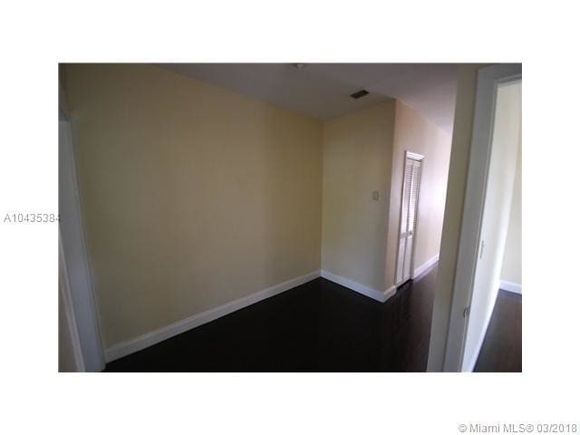 Building Photo - 1661 SW 13th St