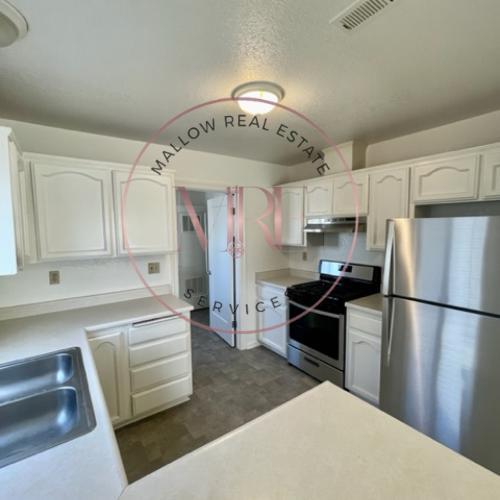 Foto del edificio - 1221 Swezy St