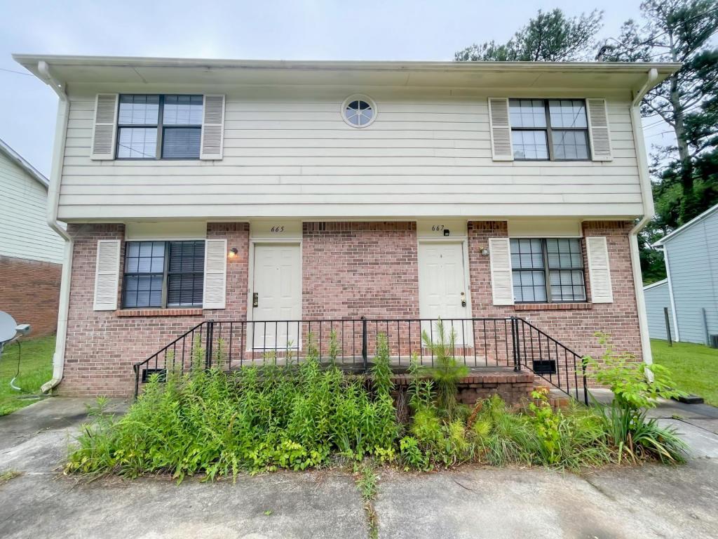 Foto principal - 667 Five Forks Trickum Rd SW