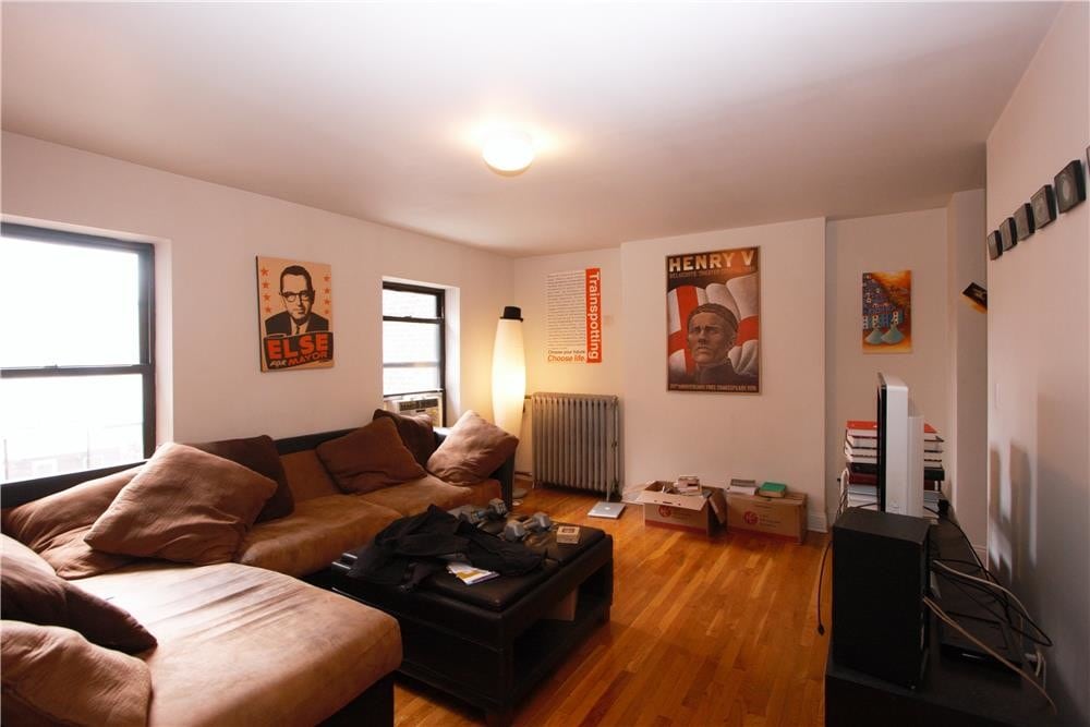 Primary Photo - 452 Dean Street