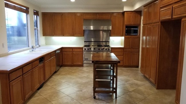 Building Photo - 22615 Summerfield