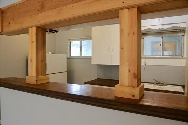 Foto del edificio - 3304 Tom Green St