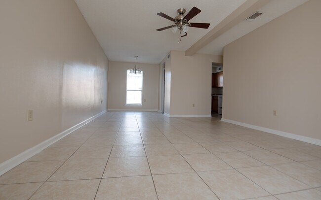 Foto del edificio - 14355 S Harrells Ferry Rd