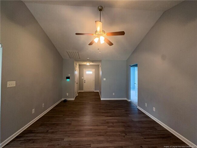 Building Photo - 290 Strike Eagle Dr