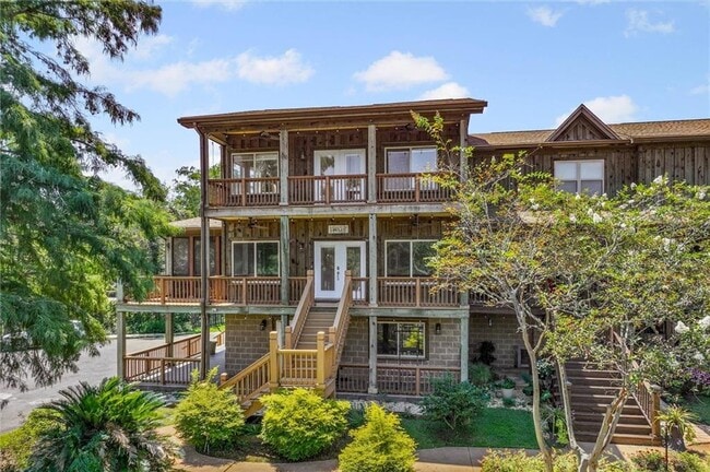 Building Photo - 311 Magnolia Ave