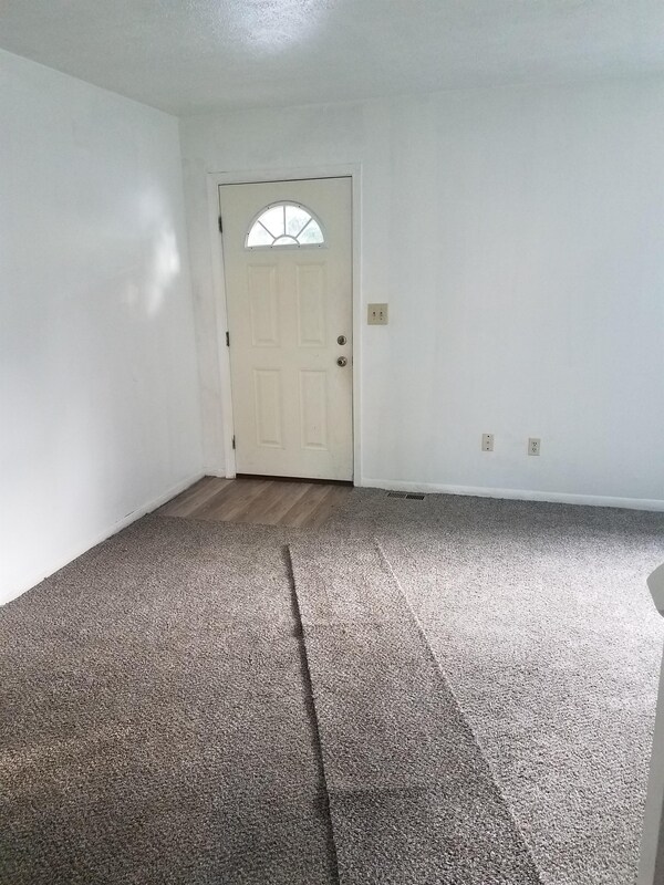 228 E Prospect St, Painesville, OH 44077 Condo for Rent in