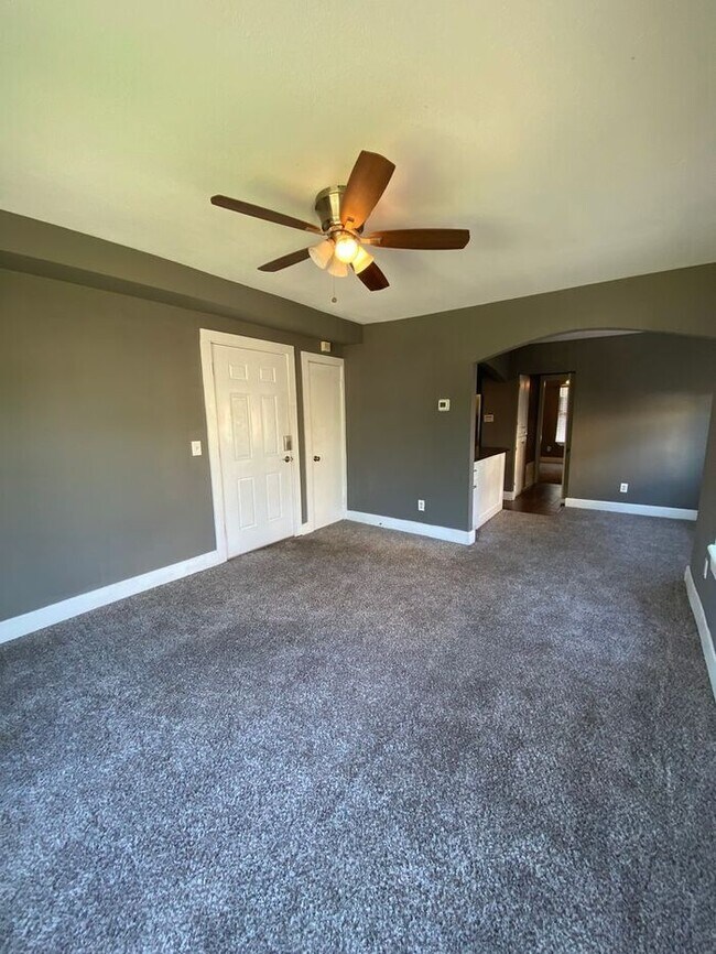 Building Photo - 1 bed 1 bath in Paseo District