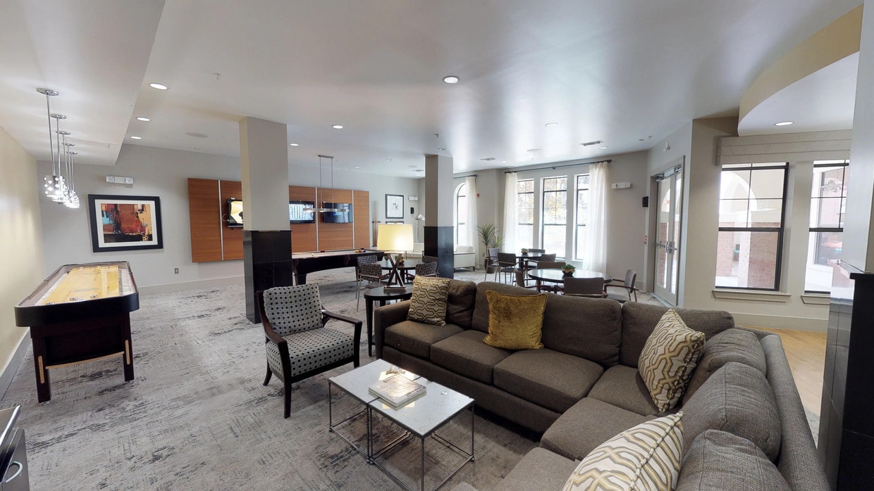 Photo - Braeswood Place Apartments