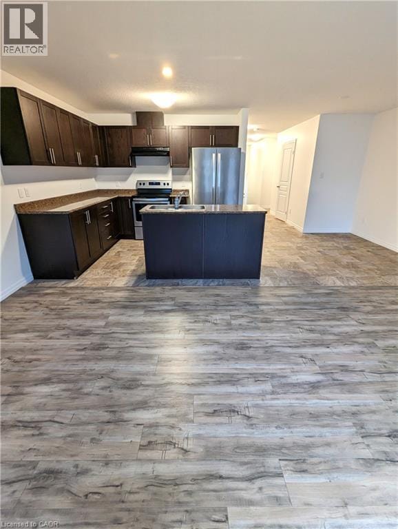 Building Photo - 54 Renfrew St