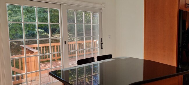 Foto del edificio - 9706 Whitley Park Pl