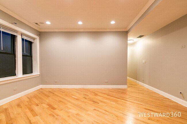 Building Photo - 6508 Seeley-3