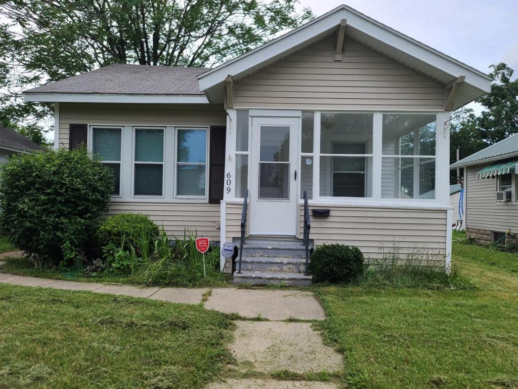 Primary Photo - 609 S 34th St