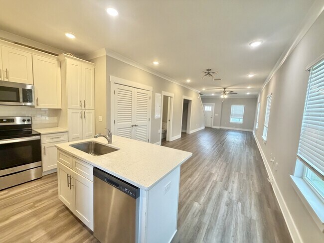 Foto del edificio - 363 N Sand Palm Rd