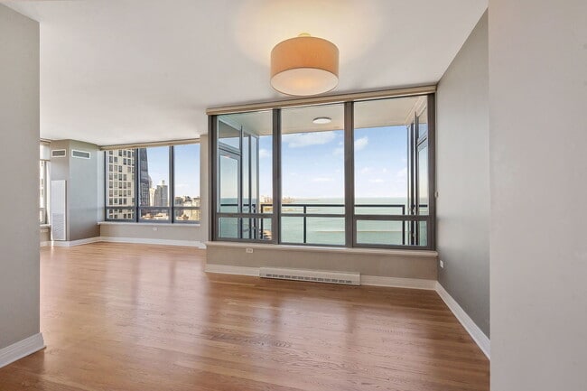 Building Photo - 600 N Lake Shore Dr