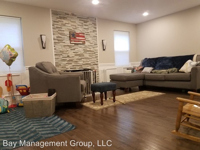 Building Photo - 4 br, 4 bath House - 601 Warwick Rd