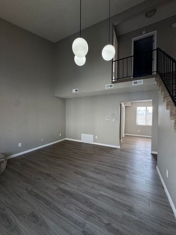 Foto del edificio - 1232 E Guinevere St