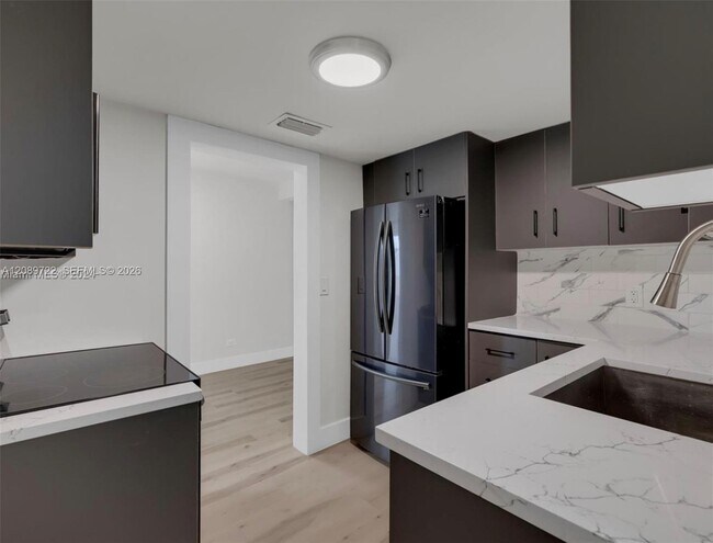 Foto del edificio - 345 NW 44th St