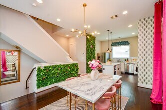 Building Photo - 3804 Leeland St