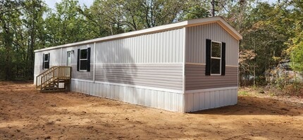 Building Photo - 32560 Hill Creek Rd