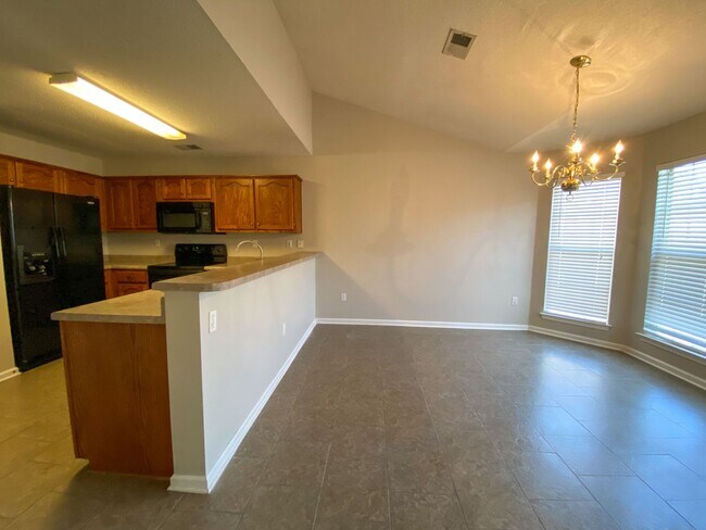 Foto del edificio - 3 bed, 2 bath house with fresh paint, appliances in Southaven