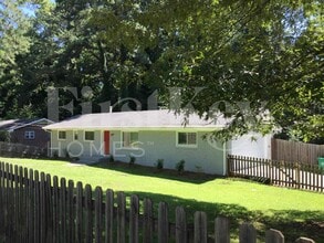 Building Photo - 1760 Danrich Dr