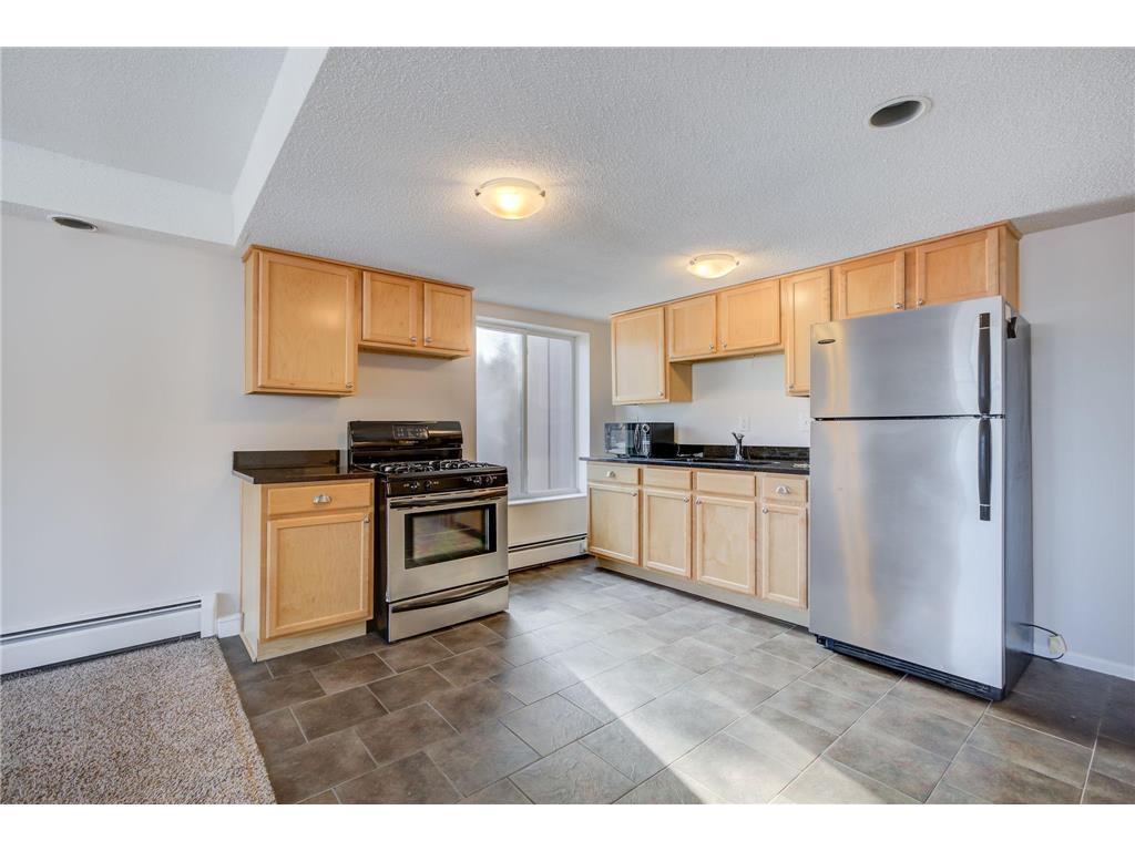 Primary Photo - 2800 W 44th St