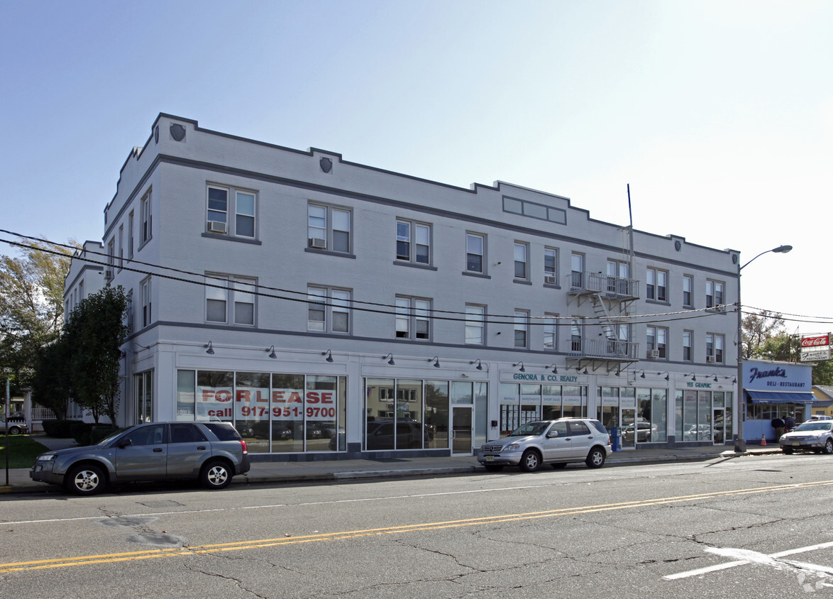 Primary Photo - 6th Avenue Apartments