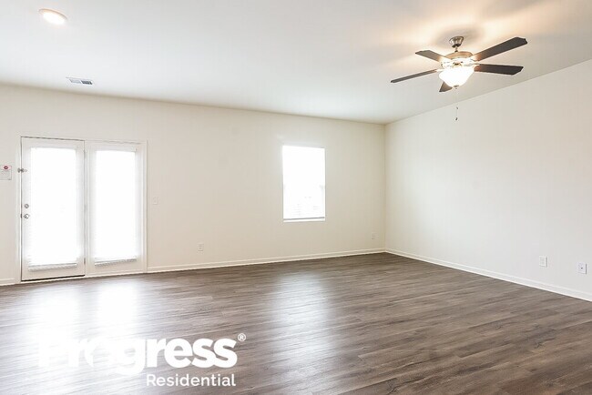 Building Photo - 2084 Theberton Trail