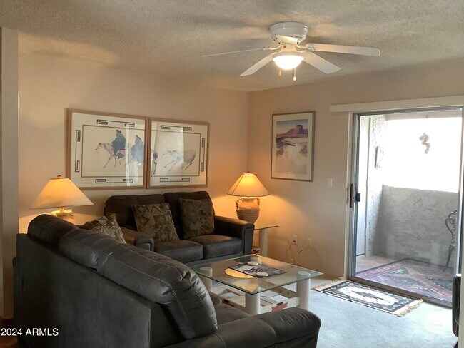 Foto del edificio - 4444 E Paradise Village Pkwy N
