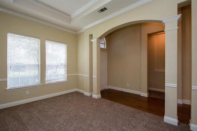 Building Photo - 6849 Forest Hills Dr