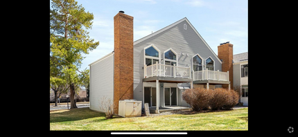 Building Photo - 3315 S Monaco Pky