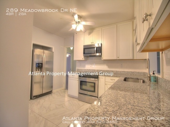 Building Photo - 289 Meadowbrook Dr NE