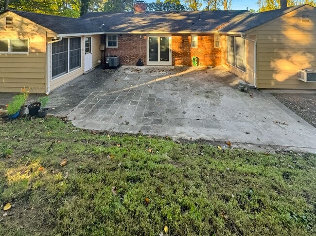 Photo - 7517 Murillo St House