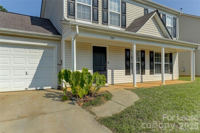 Building Photo - 524 Stillgreen Ln