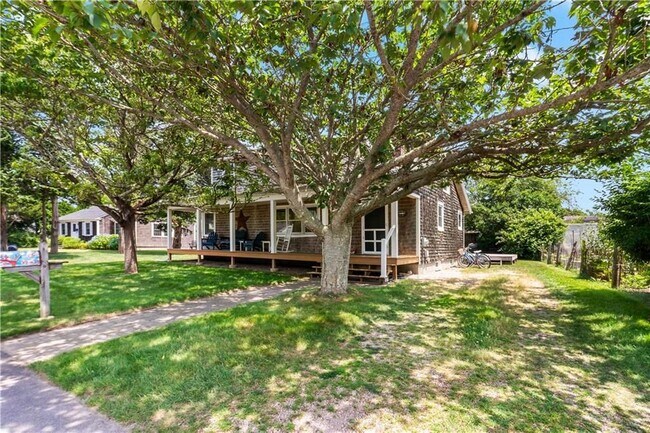 Foto del edificio - 39 Salt Pond Way