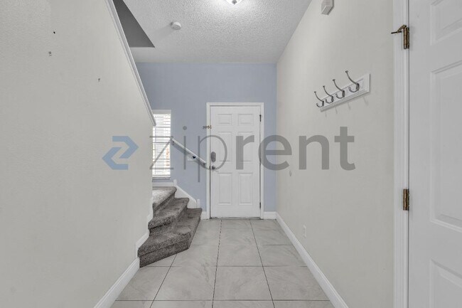 Foto del edificio - 9309 Stone River Pl
