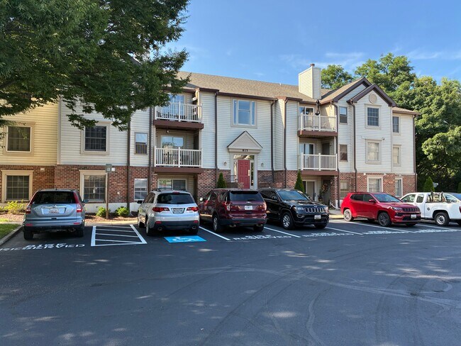 Foto del edificio - 815 Stratford Way