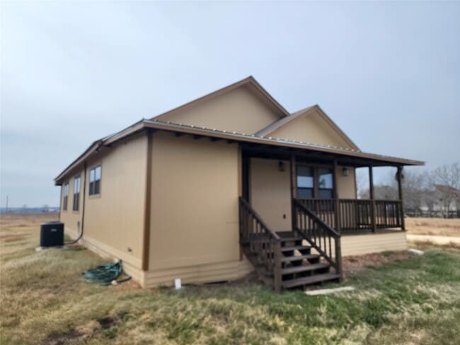 Foto del edificio - 1128 Farm to Market Rd 532