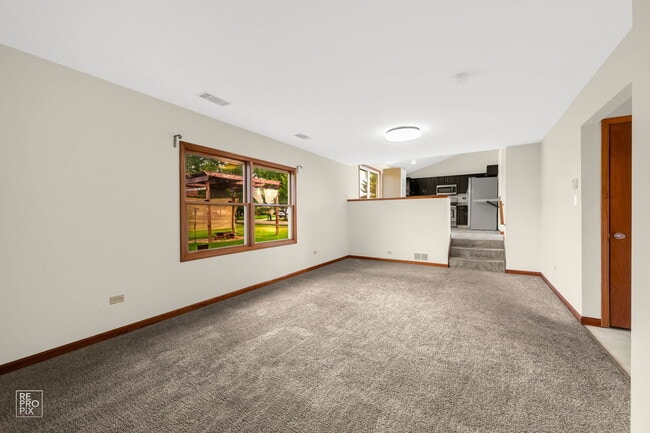 Building Photo - 1409 Gilray Dr