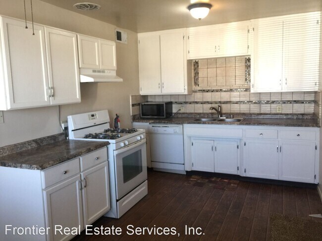 Foto del edificio - 3 br, 2 bath House - 202 Spruce St