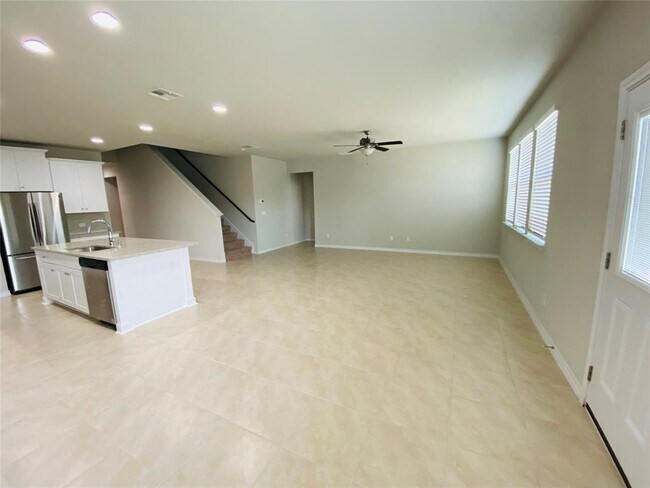 Building Photo - 708 Aliso Trail