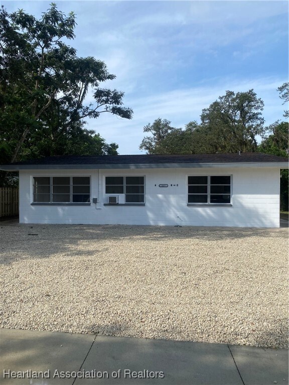 Foto principal - 227 S Orange St