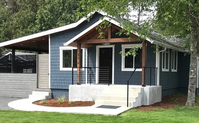 Building Photo - 596 N Larch