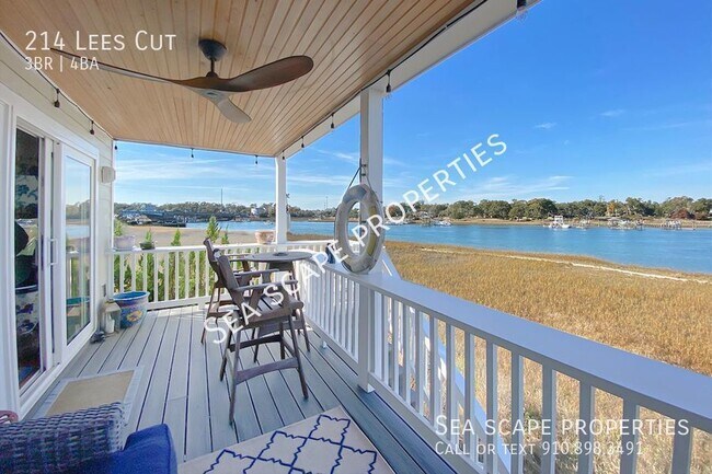 Building Photo - LUXURY Waterfront Townhome located on the ...