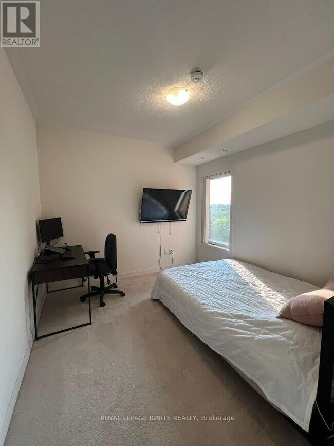 Building Photo - 5131 Sheppard Ave E