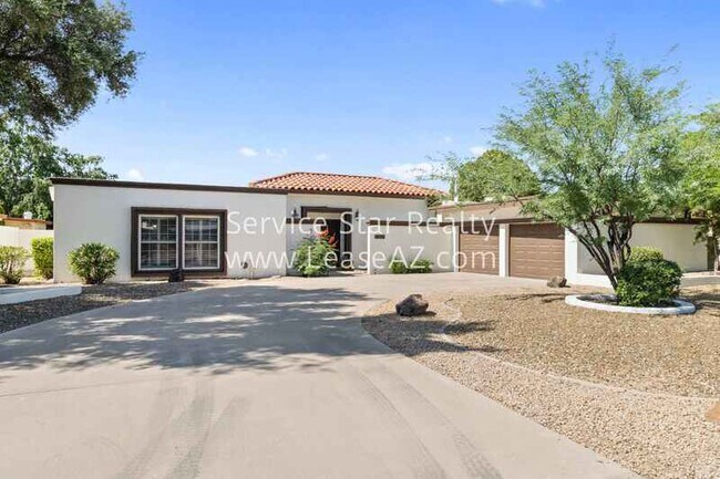 Building Photo - 1537 W Frier Dr