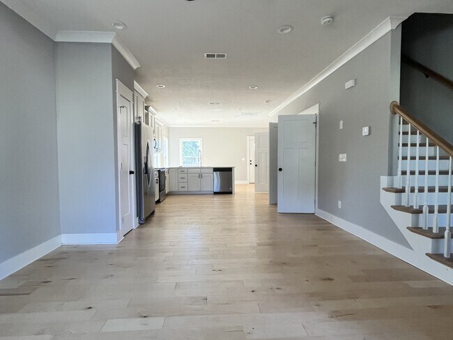 Foto del edificio - 321 Lambuth Blvd