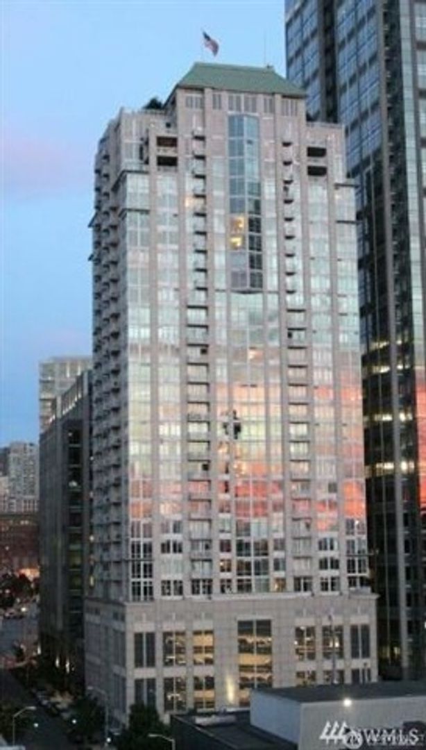 Building Photo - 819 Virginia St
