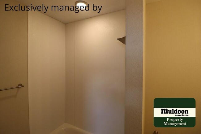 Building Photo - 1404 Beulah Ave